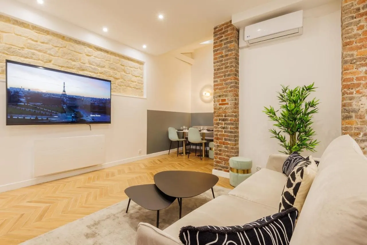 Apartment Charmant Appartement 2Br-6P - Gare De L'Est Paris