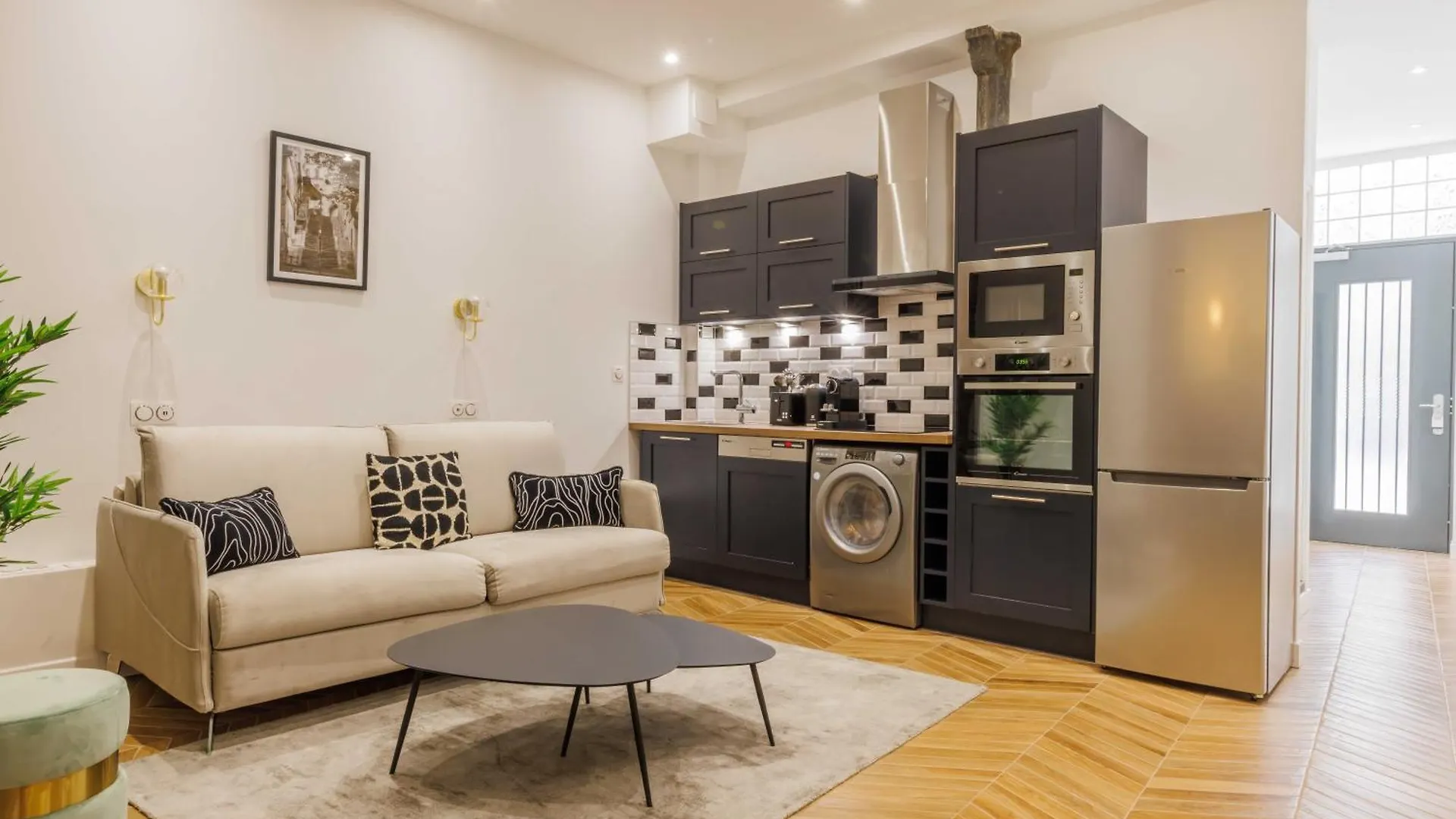 Apartment Charmant Appartement 2Br-6P - Gare De L'Est Paris France