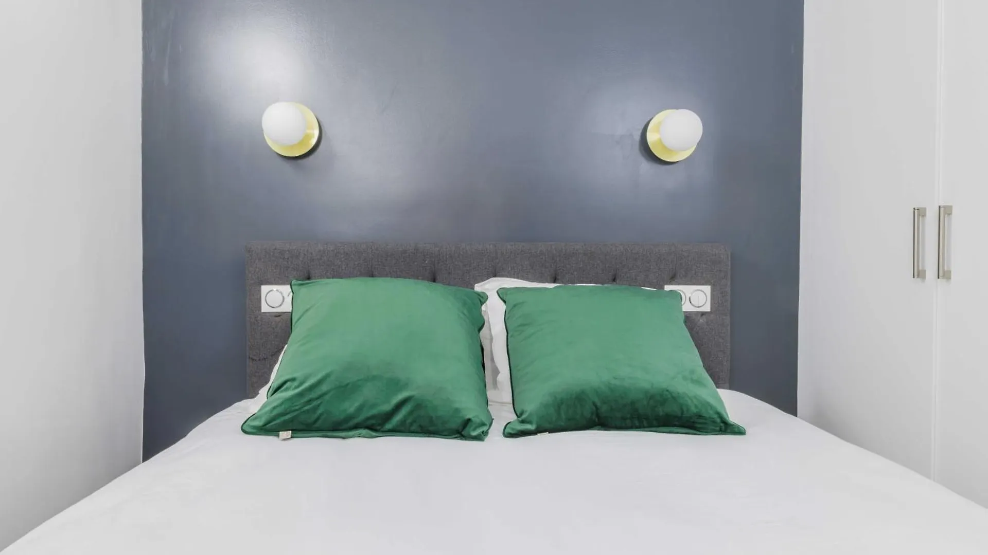Apartment Charmant Appartement 2Br-6P - Gare De L'Est Paris